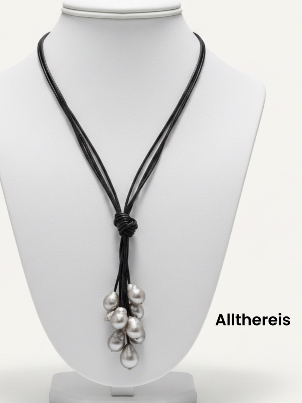 8 large Baroque pearls necklace leather